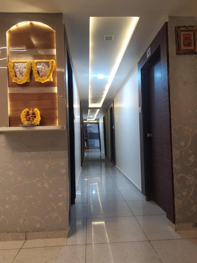 Hotel Atlanta Ahmedabad Exterior photo